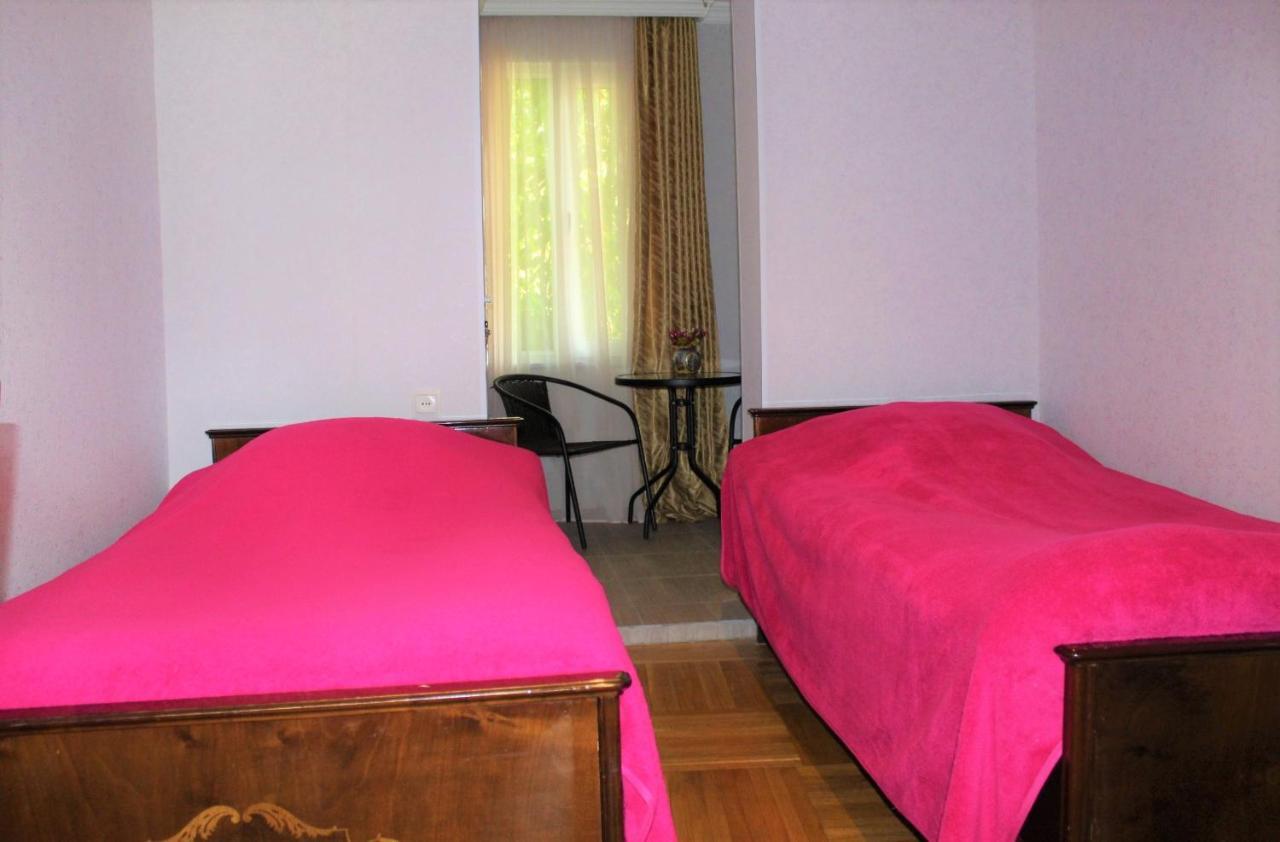 אמברולאורי Guest House Racha מראה חיצוני תמונה