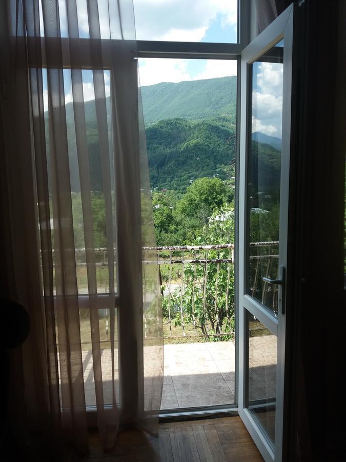אמברולאורי Guest House Racha מראה חיצוני תמונה